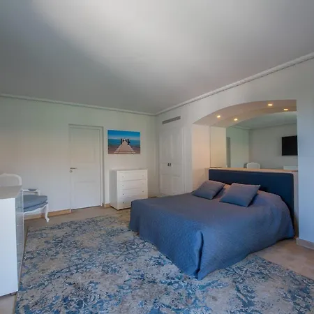 20 Guests Amazing In Great Location, Saint-tropez